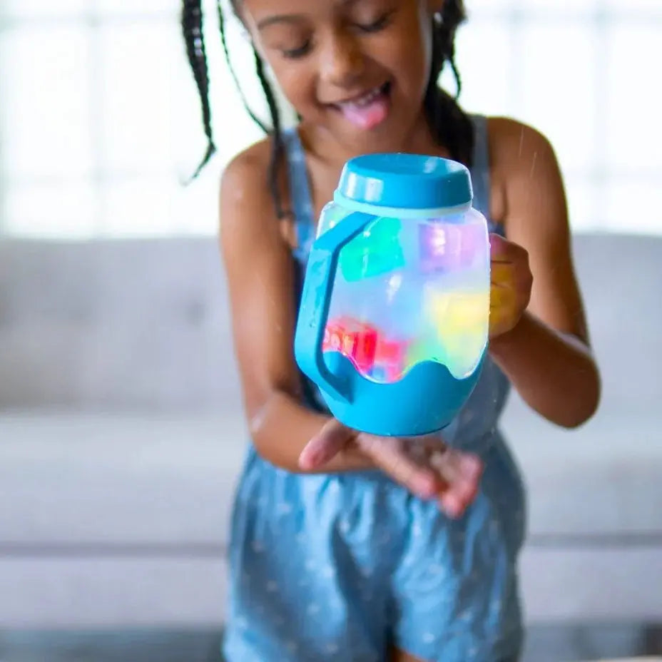 Bocal sensoriel Glo Pals - Vert - Lilinappy