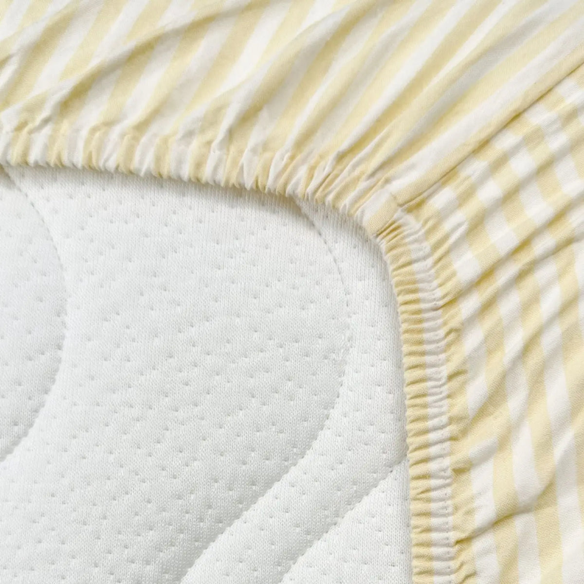 Drap housse coton bio Kadolis pour lit enfant - Rayures jaunes