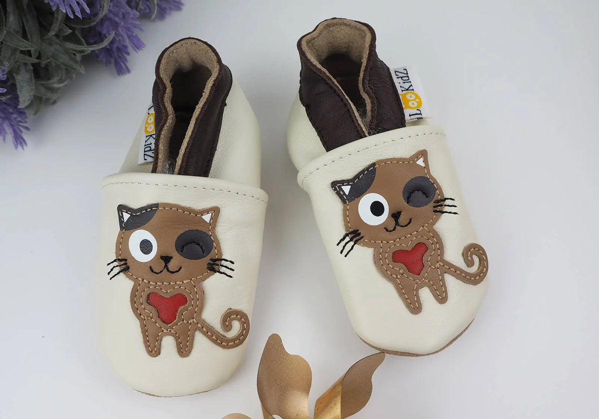 Chaussons en cuir Lookidz Chat pirate 0-6 mois - Lilinappy