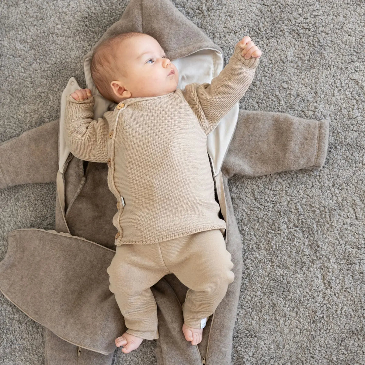 Combinaison bébé en polaire de laine bio Popolini – Dusty Plum - Lilinappy