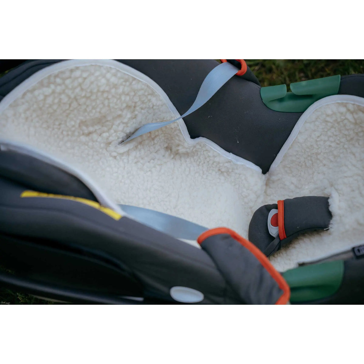 Assise pour poussette & siège auto en laine Sassoupi