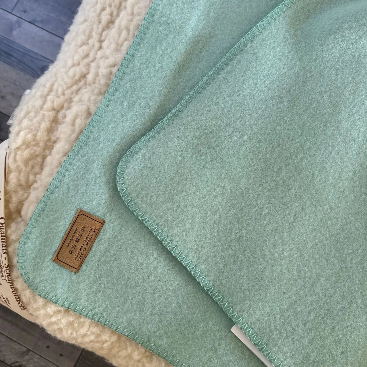 Couverture en laine vierge Songe Sassoupi - Jade