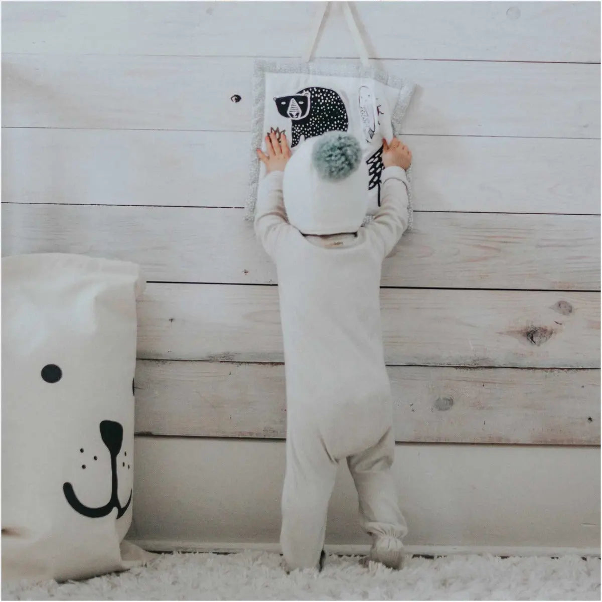 Petit tapis d'activité en coton bio Wee Gallery - Lilinappy