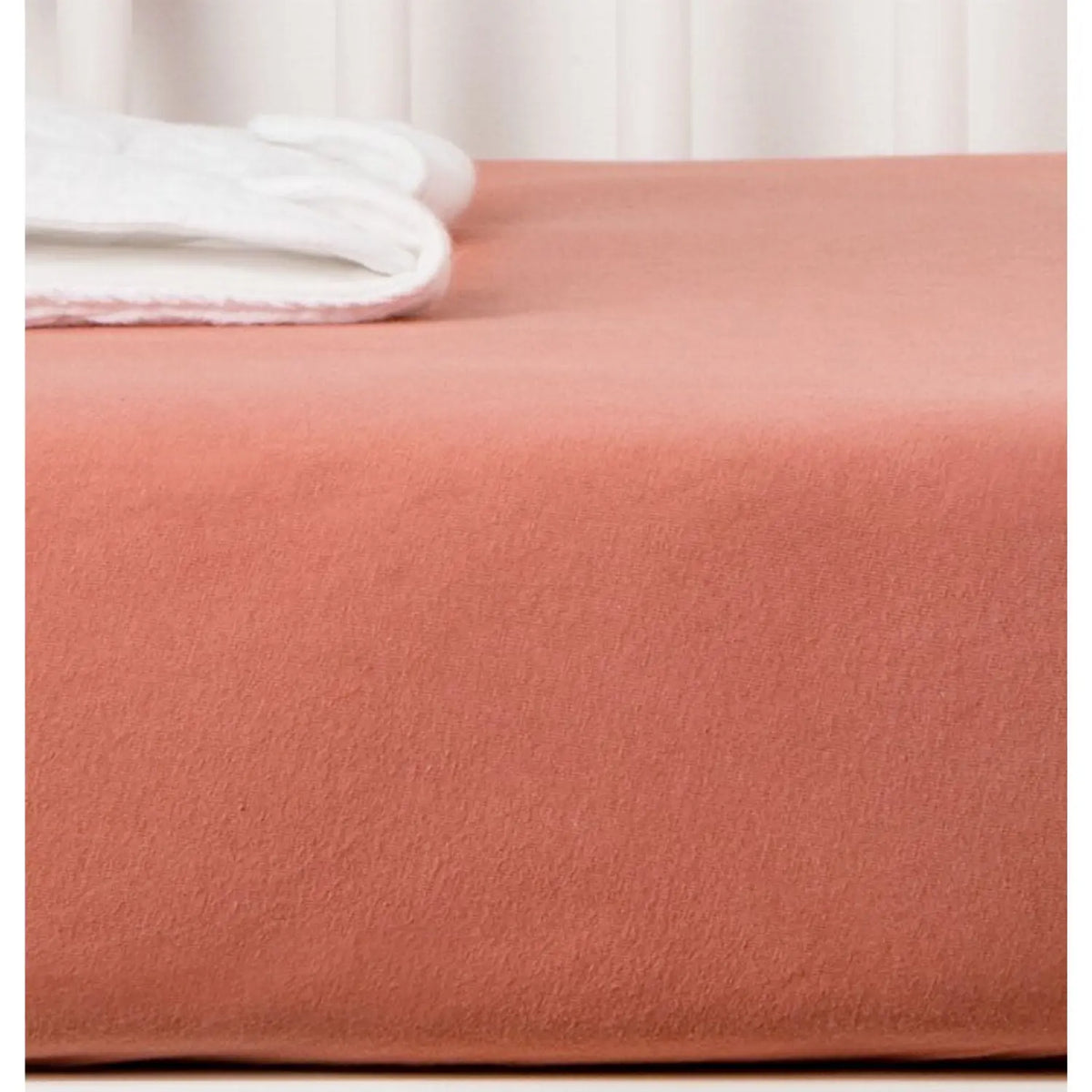 Drap housse en jersey de coton bio Kadolis pour lit bébé - Terracotta 