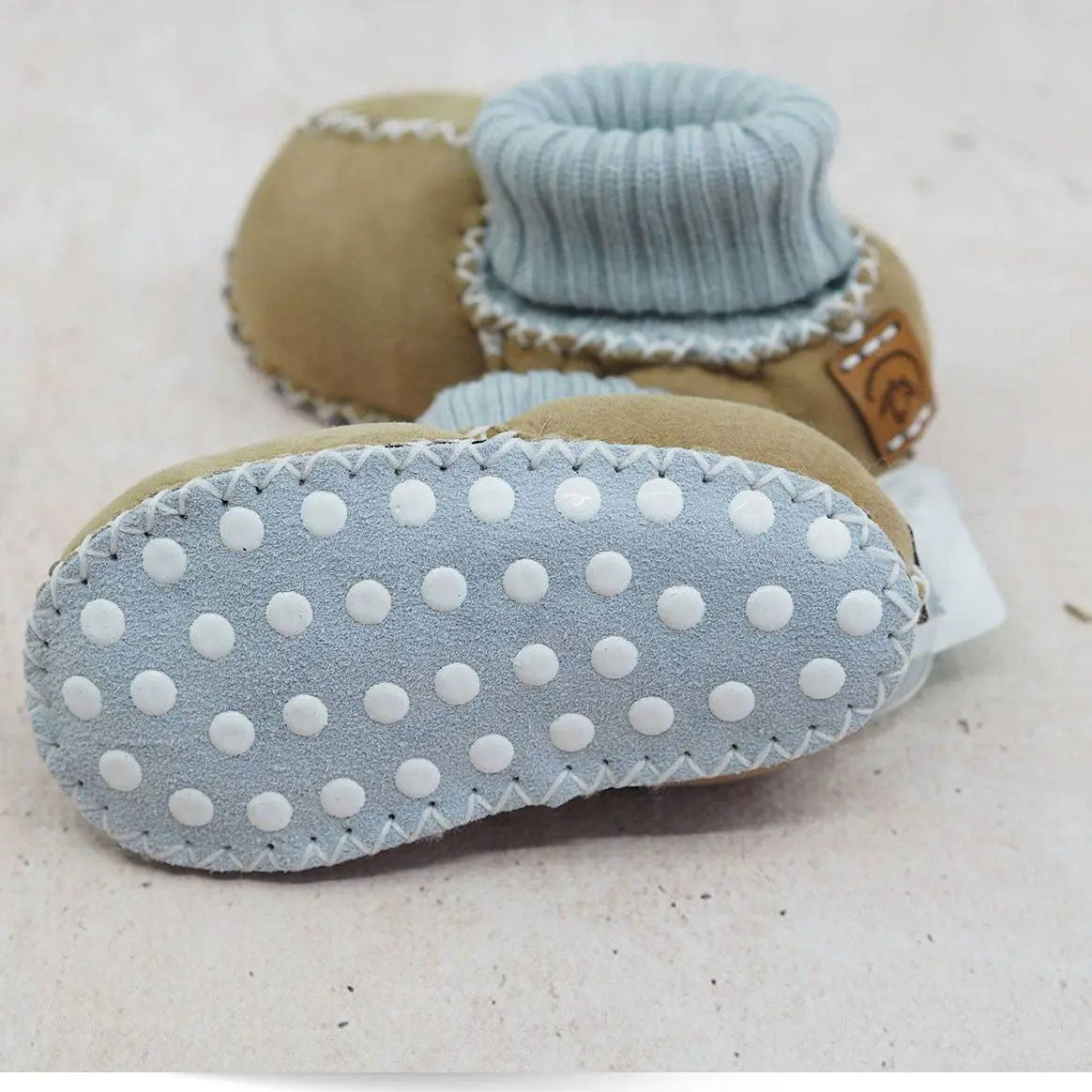 Chaussons Balu en peau d'agneau Poudre