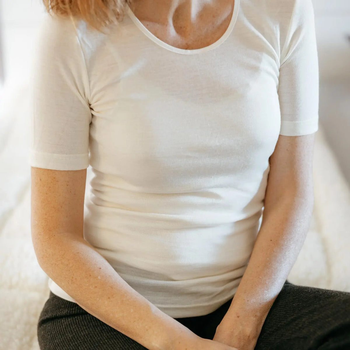 T-shirt à MC pour femme en laine et soie Cosilana - Naturel 