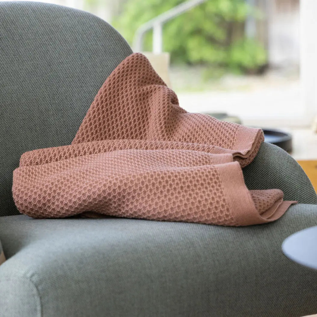 Grande couverture nid d’abeille en laine mérinos bio Disana – Jade 