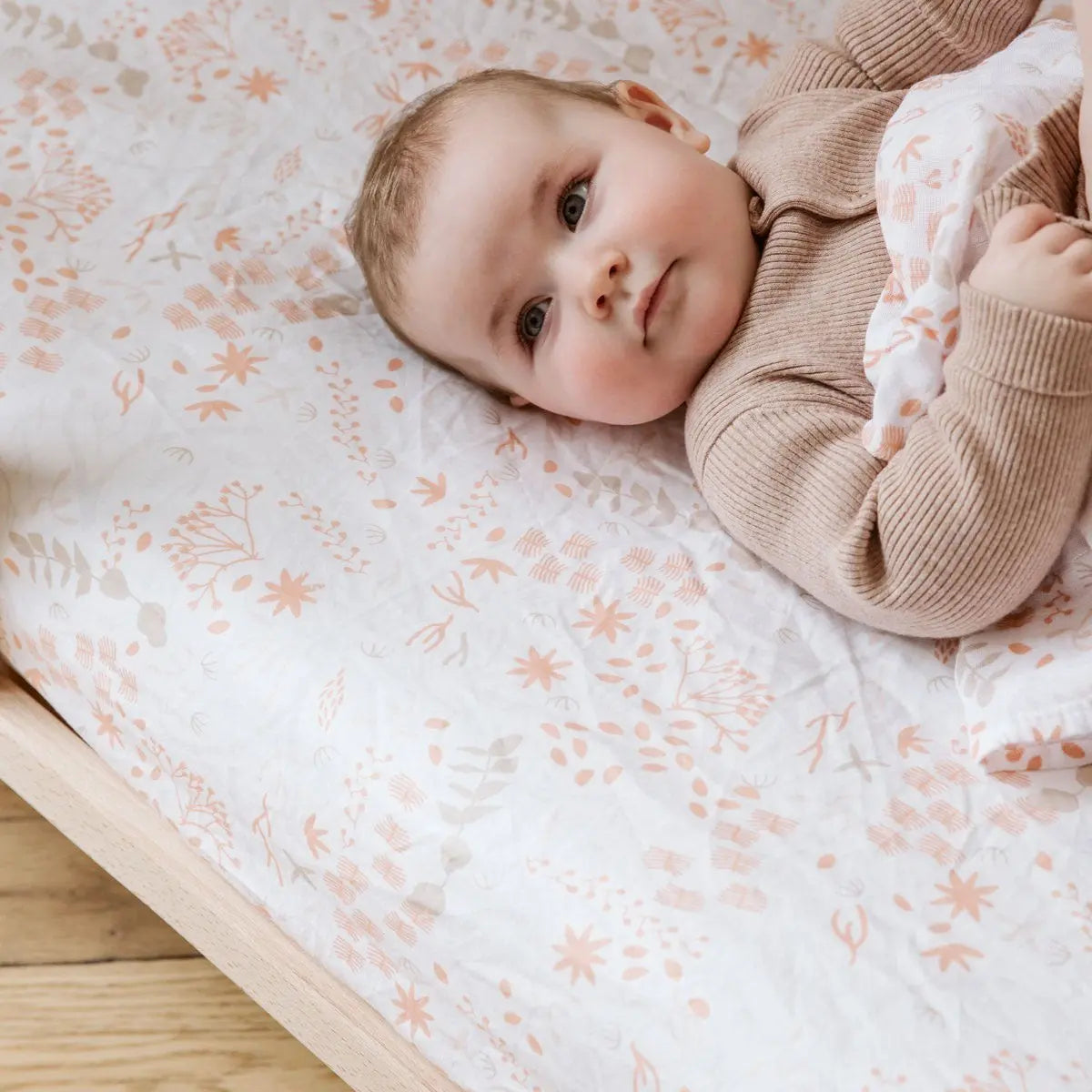 Drap-housse pour lit bébé en coton bio  Kadolis - Yukari Douceur 