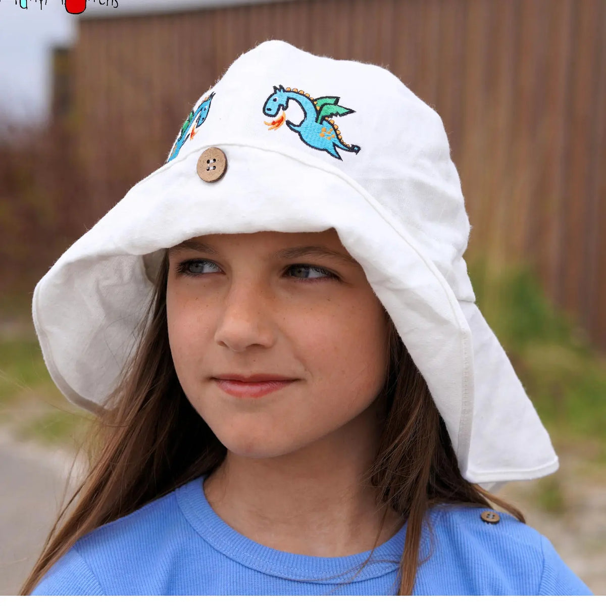 Chapeau de soleil évolutif en chanvre & coton bio Manymonths - brodé Dragon 