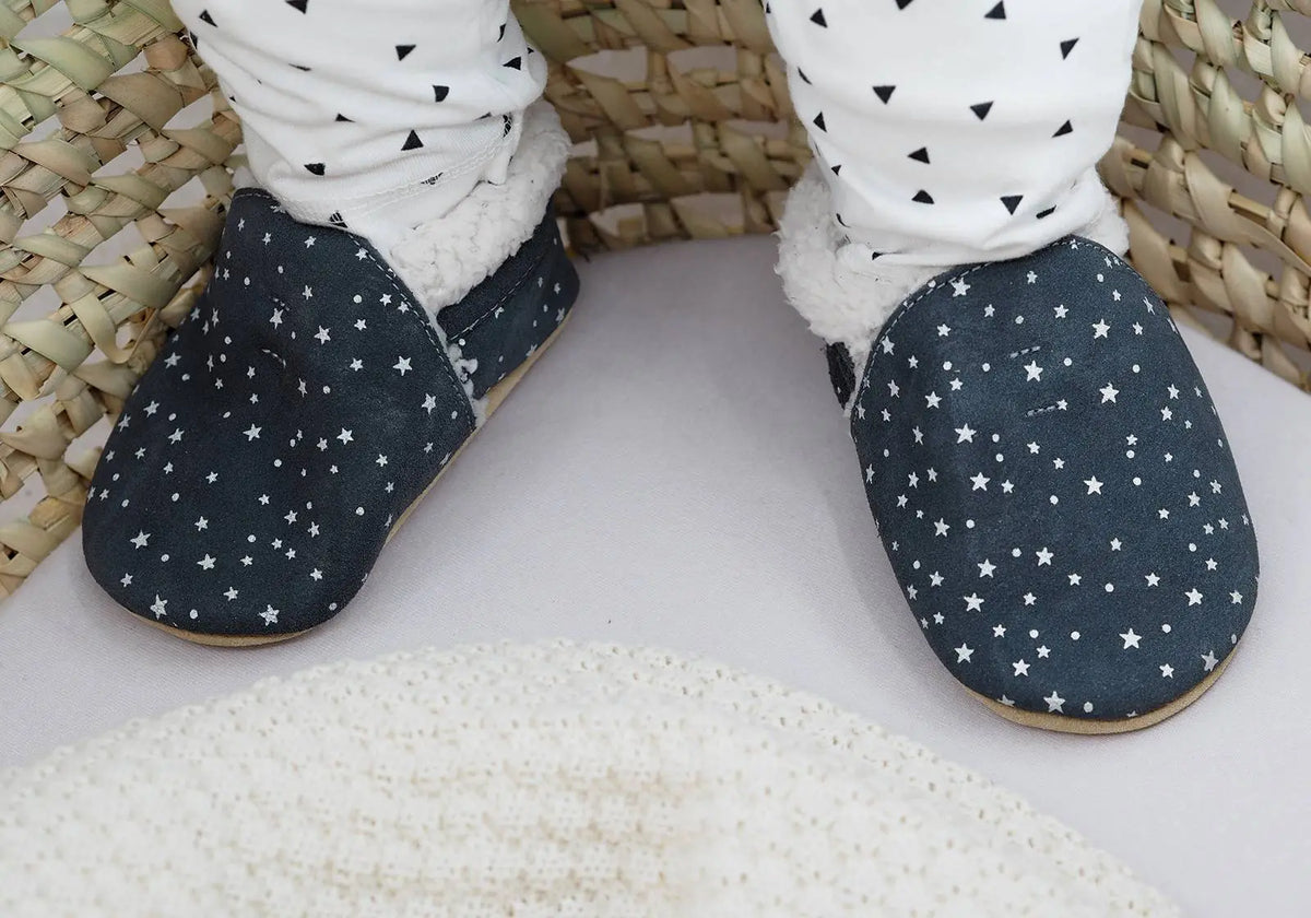 Chaussons en cuir fourrés Lookidz - Suédé gris étoilé - Lilinappy