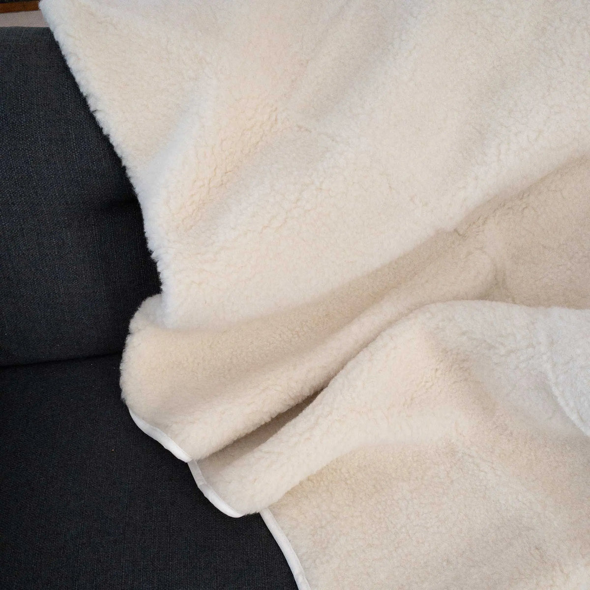 Couverture en laine vierge Sassoupi 