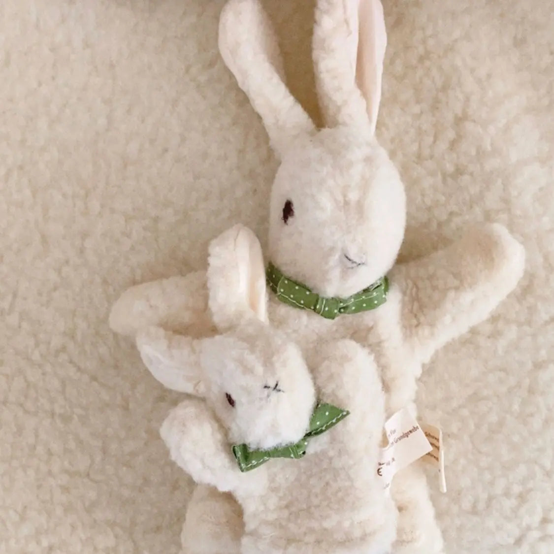 Marionnette en laine vierge Maman/bébé Sassoupi - Lapin 