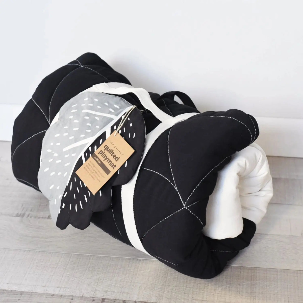Tapis d’éveil matelassé Wee Gallery Acorn 